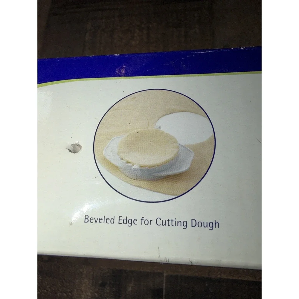 Progressive Dough Press 4 Piece Set Beveled Edge For Calzones Empanadas Dumpling